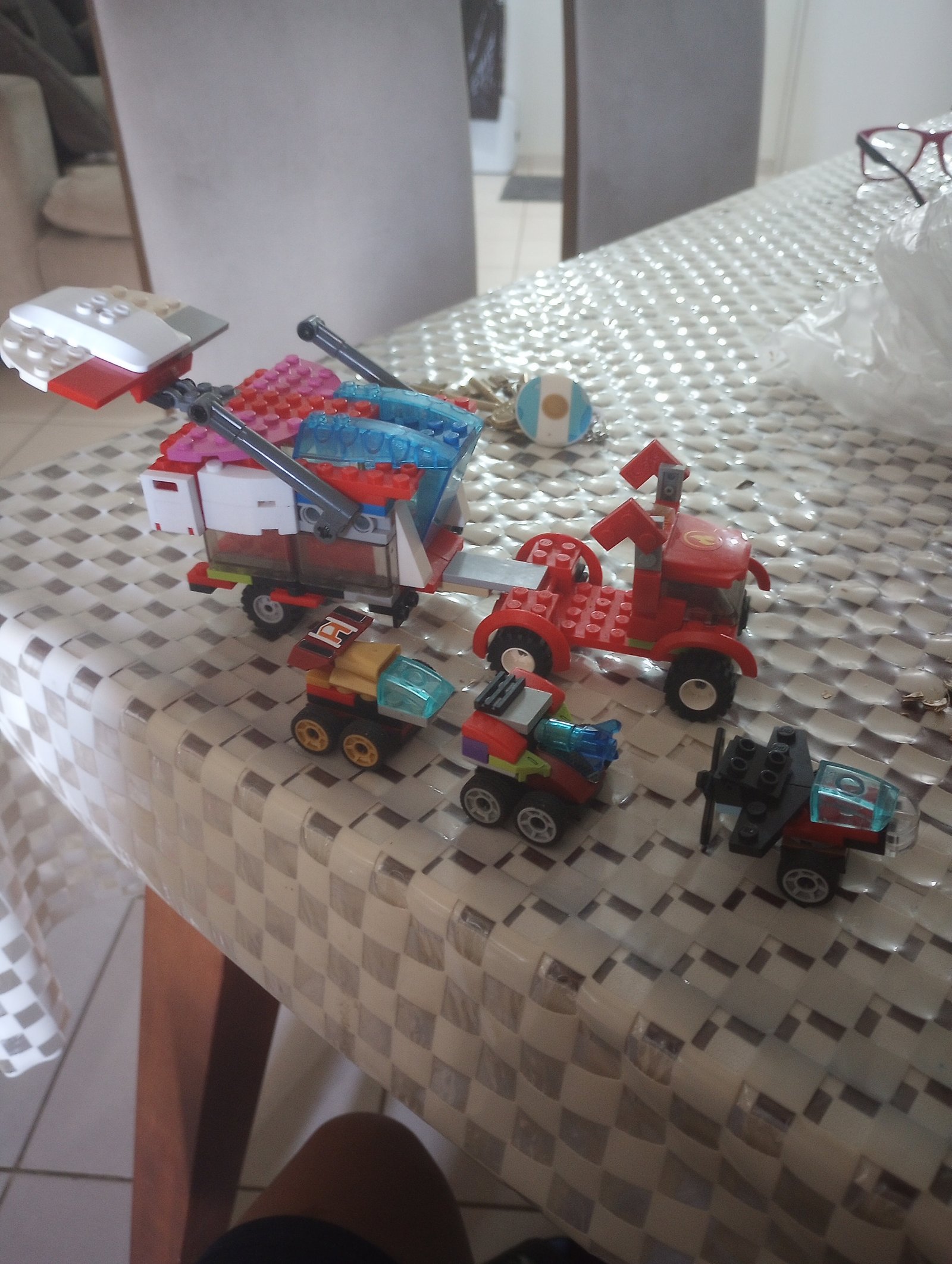 Camión con su semi trailer