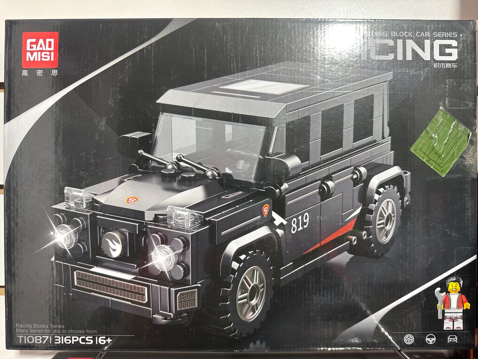 CAMIONETA NEGRA RACING